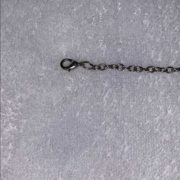 Chocker - Picture 3 of 4